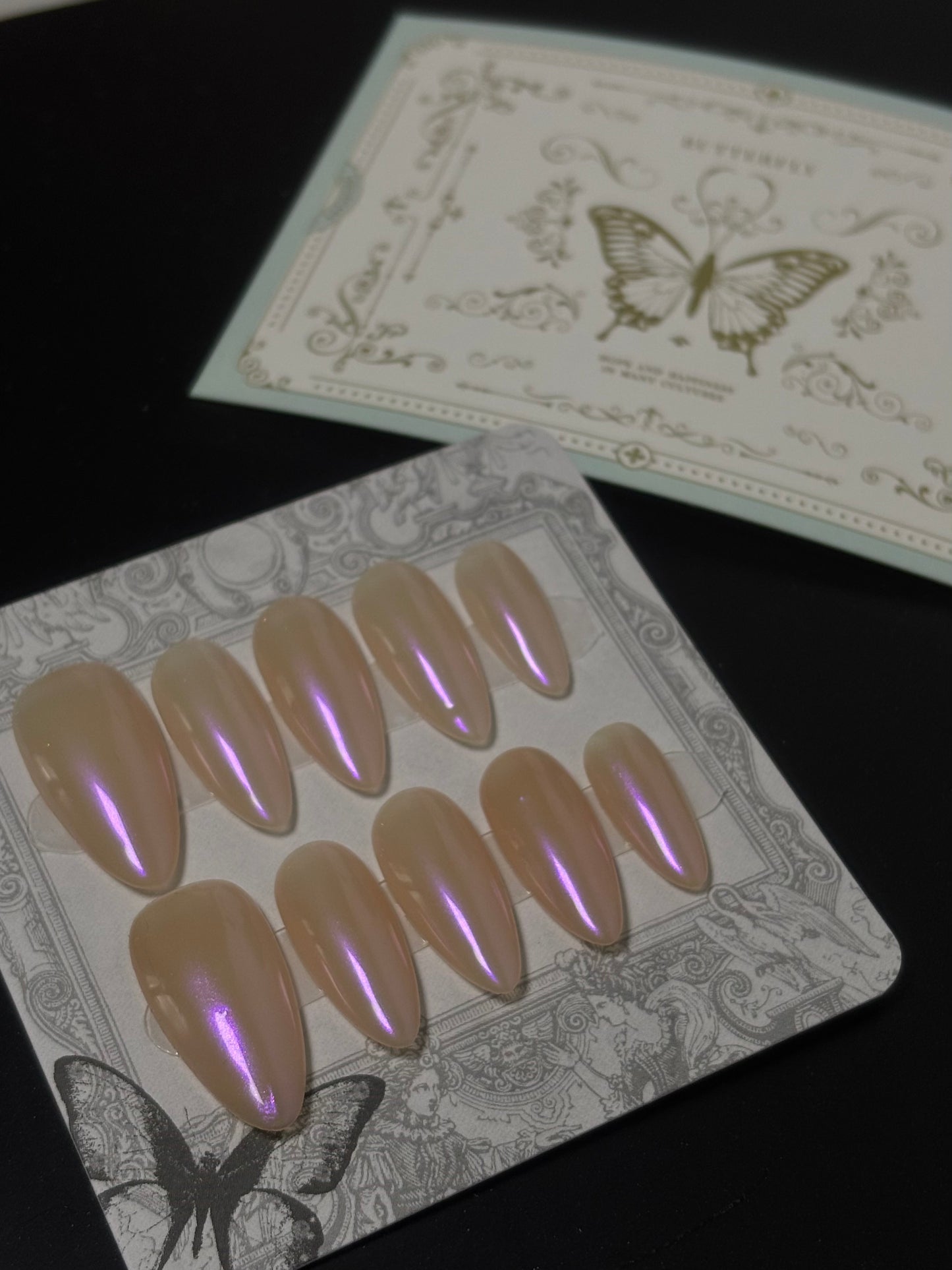 “Pink Moonlight” Handmade Press-on nail