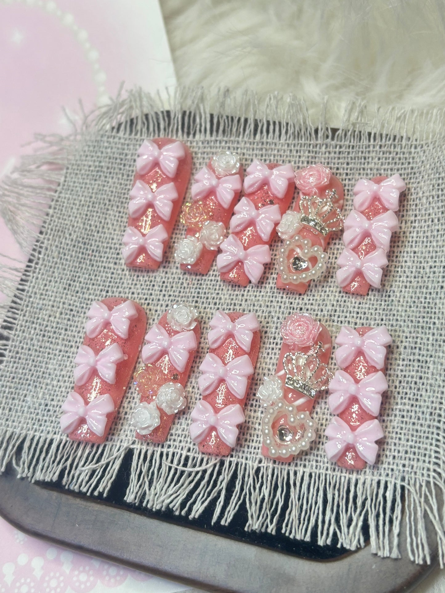 “Pink Holiday” Handmade Press-on nail