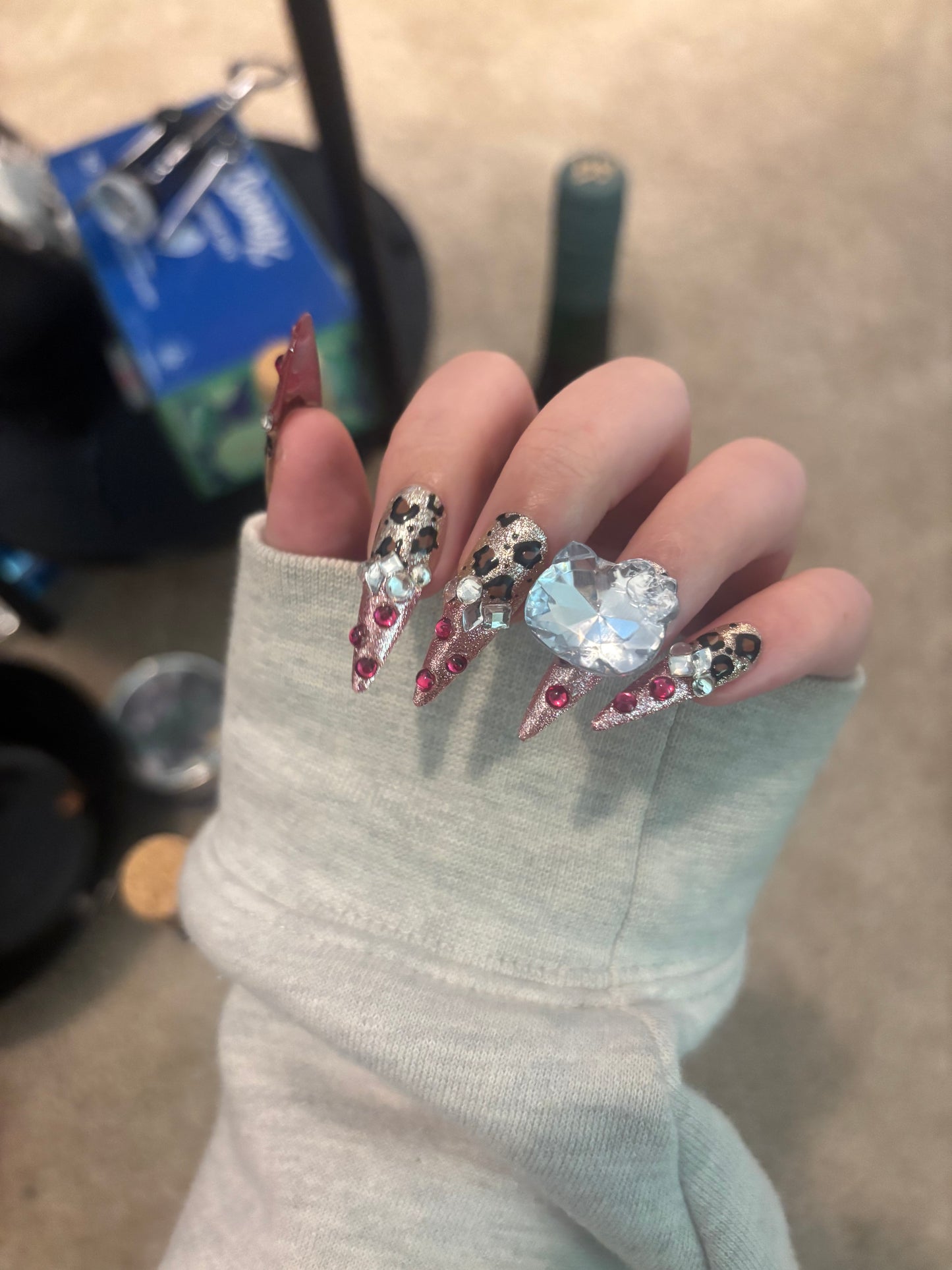 โ๐๐๐๐ฉ๐ฎ & ๐๐๐๐๐๐๐โ Handmade Press-on nail
