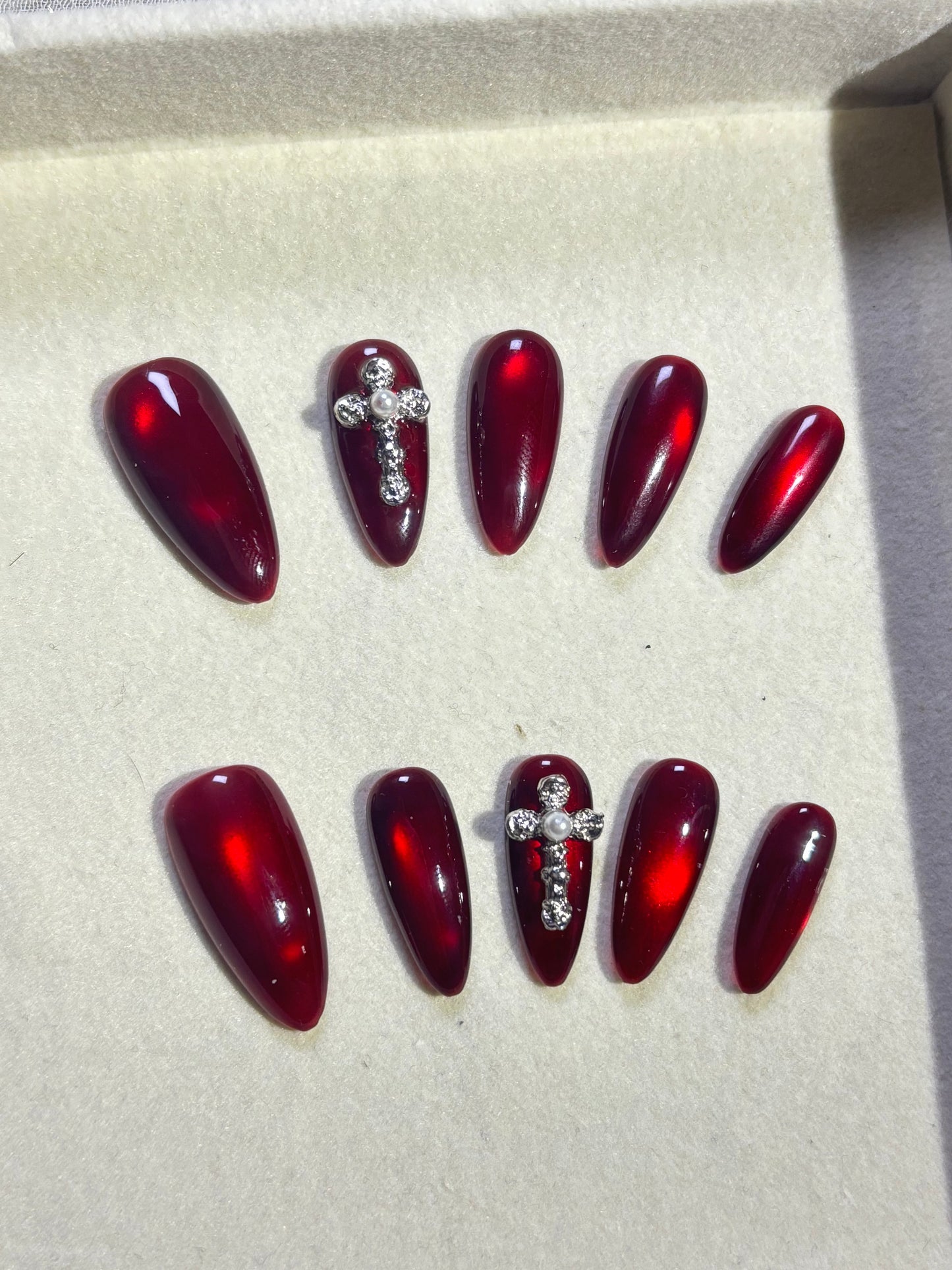 “Bloody Mary” Handmade Press-on nail