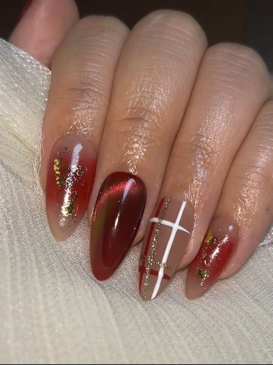 “Gold & Luxurious” Handmade Press-on nail